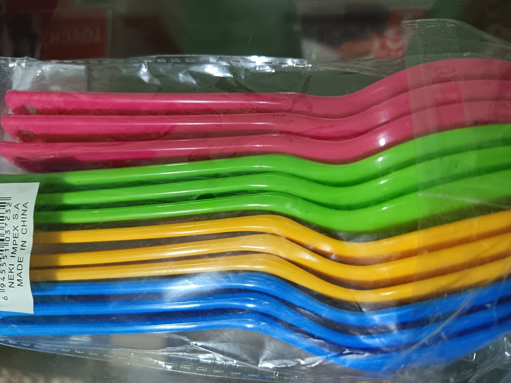 Cuchara plastica docena